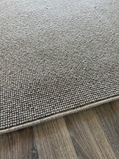Pennine 100% wool rug 240cm x 390cm