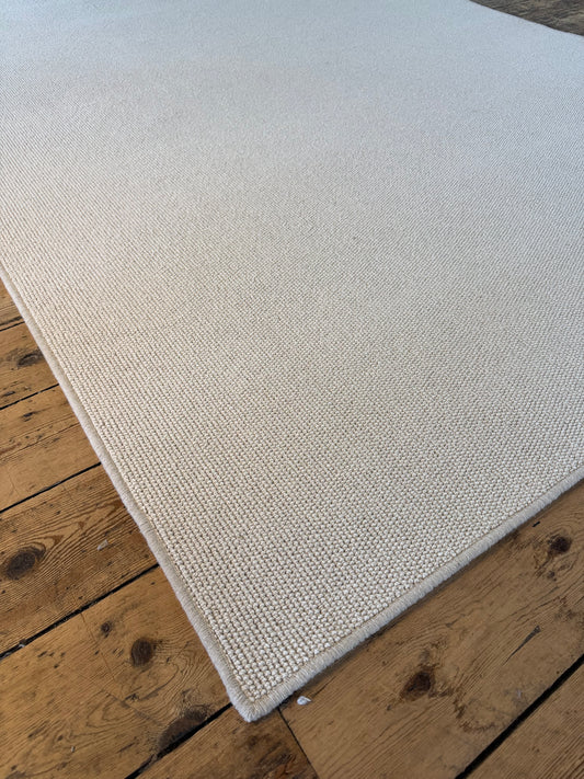 Royal view 100% wool rug 200cm x 300cm