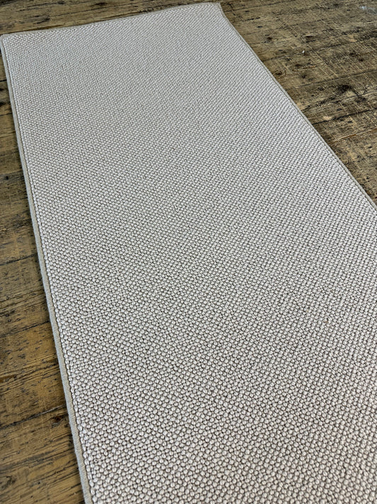 Whisper 100% wool runner 80cm x 272cm
