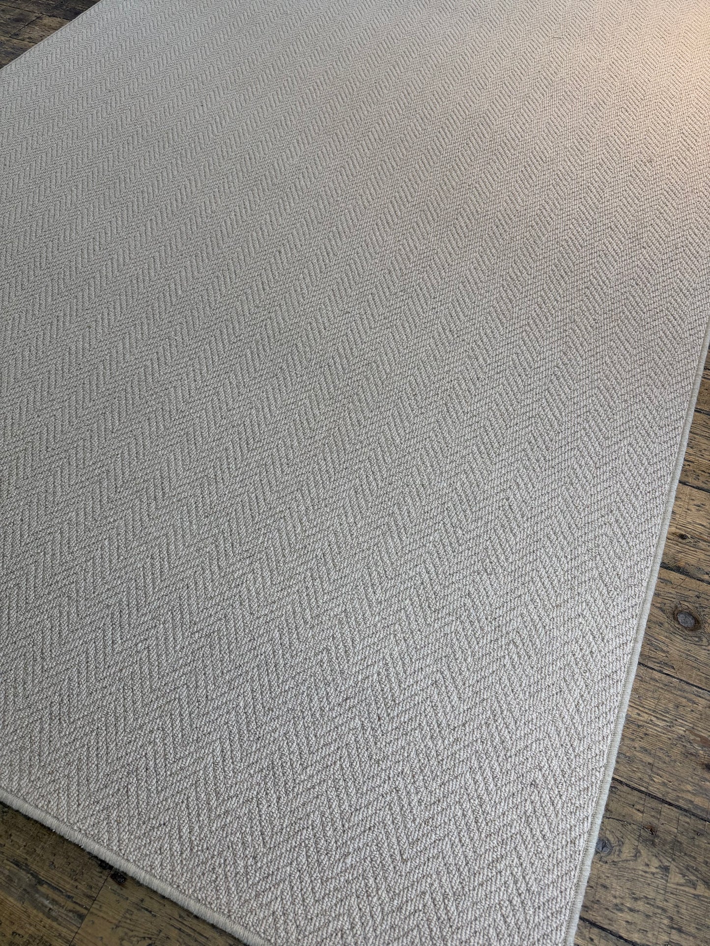Oxford tone herringbone 100% wool rug 200cm x 290cm
