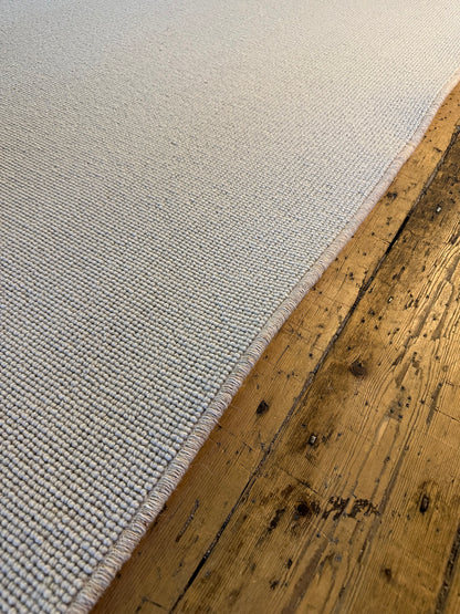 Perendale 100% wool rug 222cm x 300cm