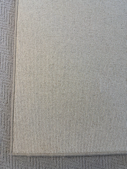 Tawny 100% wool rug 240cm x 340cm