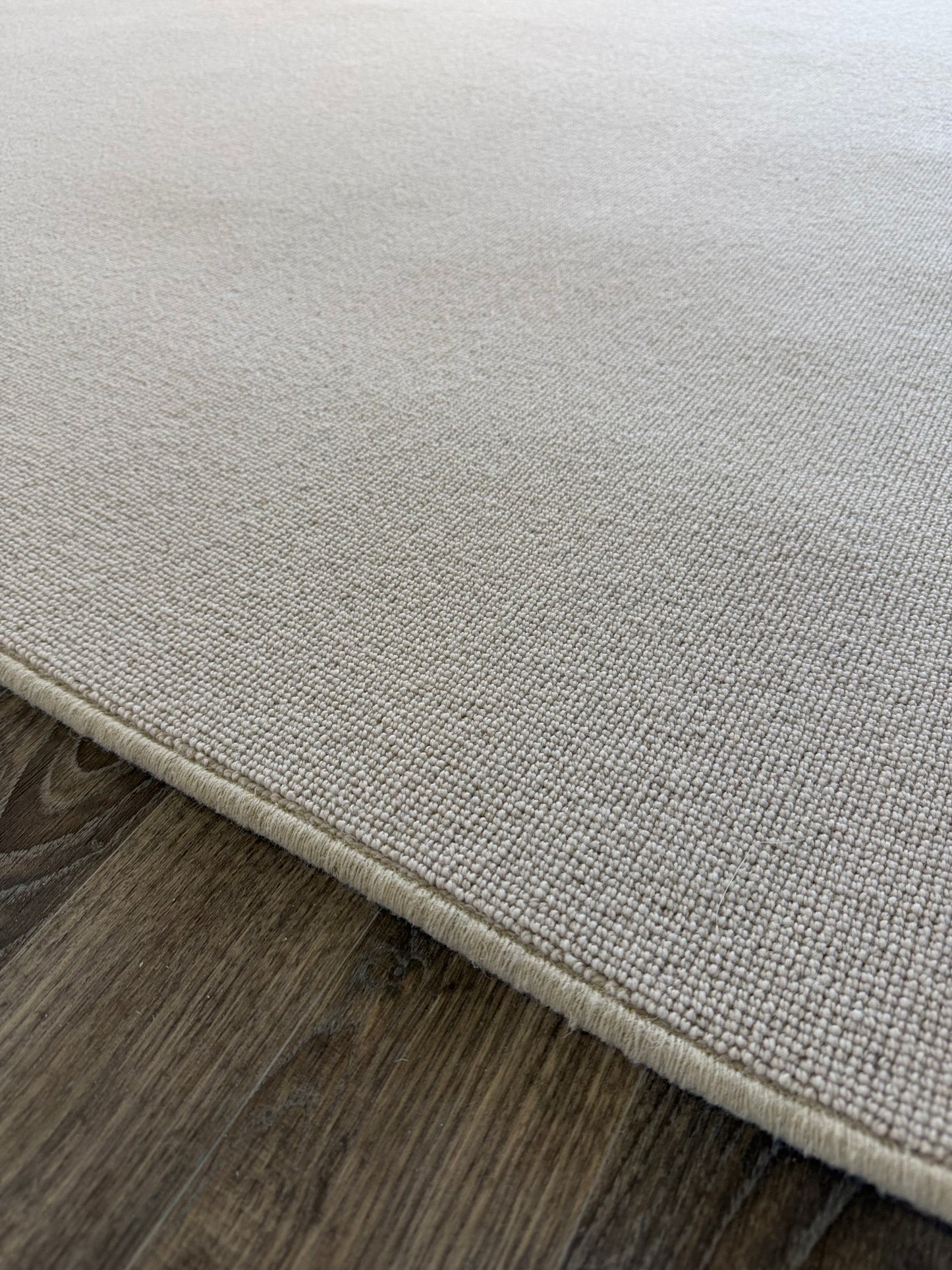 Pebble 100% wool rug 256cm x 343cm