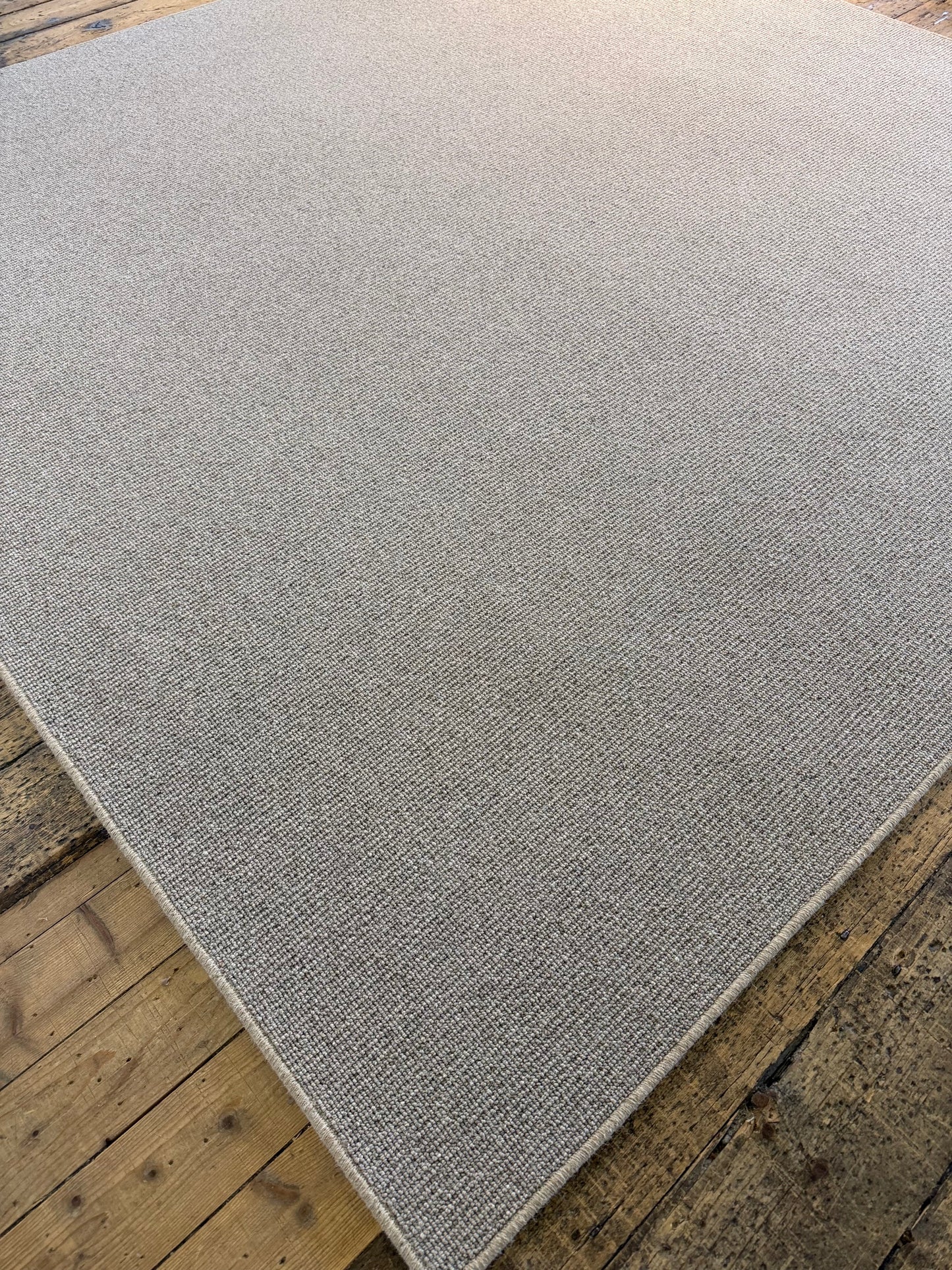Flaxen 100% wool rug 260cm x 260cm