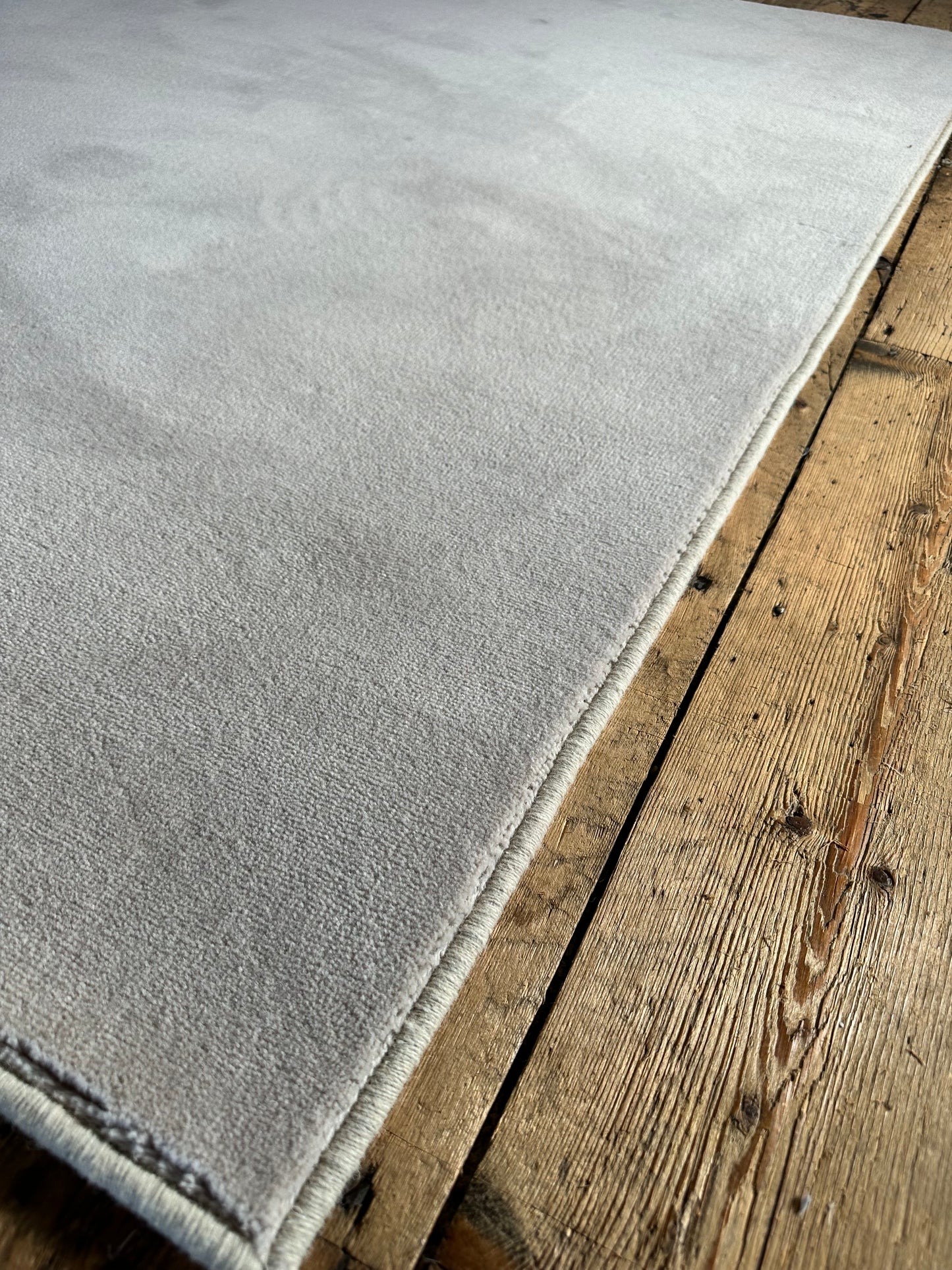 Mushroom velvet wool rug 201cm x 233cm