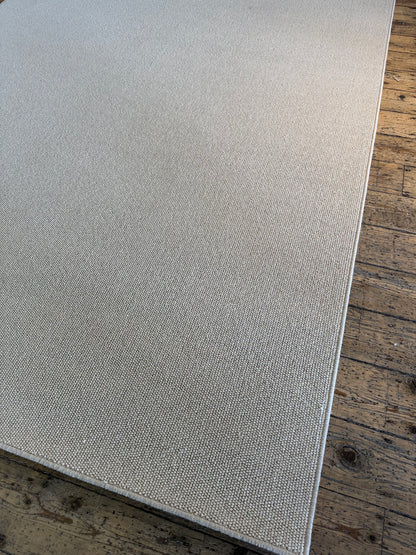 Royal view 100% wool rug 224cm x 310cm