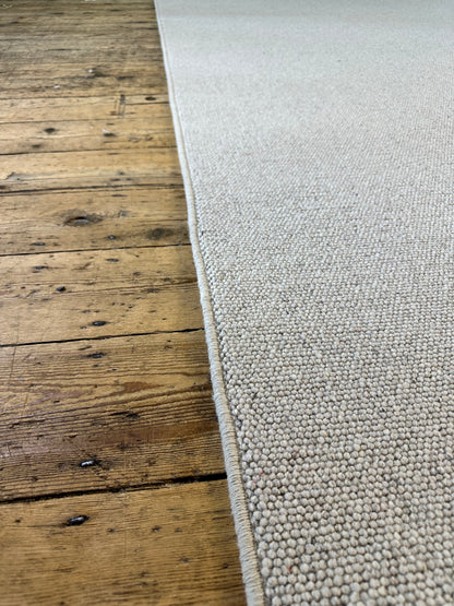Pumice 100% wool rug 200cm x 300cm
