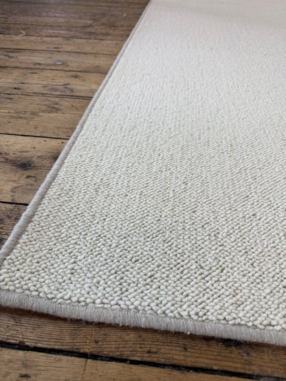 Blanc ivorie 100% wool rug 284cm x 338cm