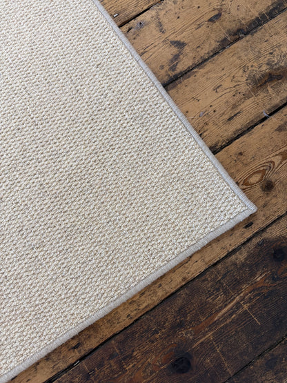 Rice cake 100% wool rug 230cm x 330cm