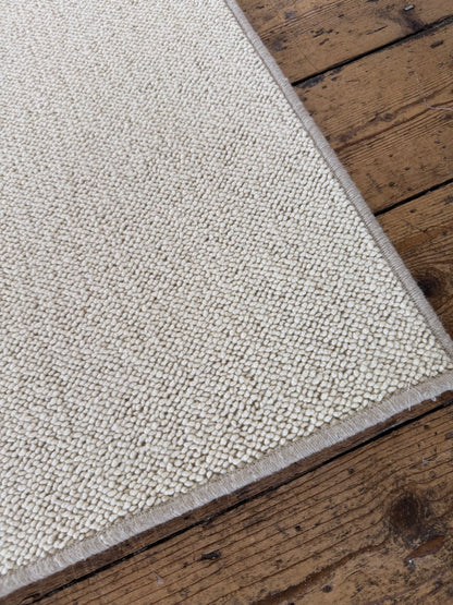 Blanc ivorie 100% wool rug 284cm x 338cm