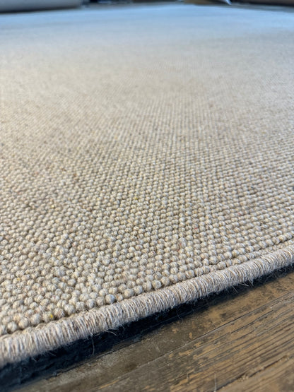 Flax 100% wool rug 200cm x 304cm