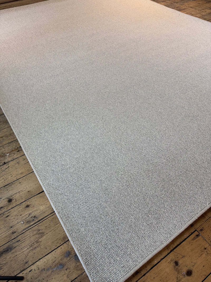 Coastal 100% wool rug 292cm x 400cm