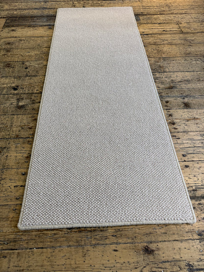 Oatridge 100% wool hallway runner 70cm x 190cm