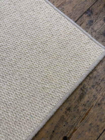 Ricecake 100% wool rug 189cm x 279cm