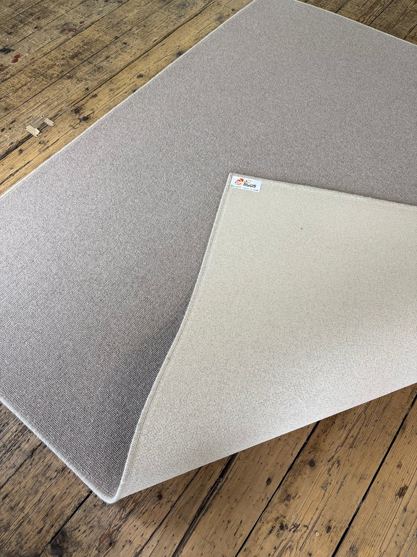 Truly taupe 100% wool rug 200cm x 200cm