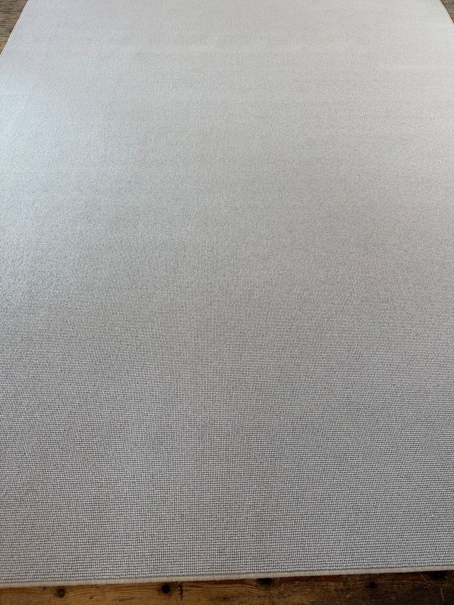 Drydale 100% wool rug 290cm x 397cm