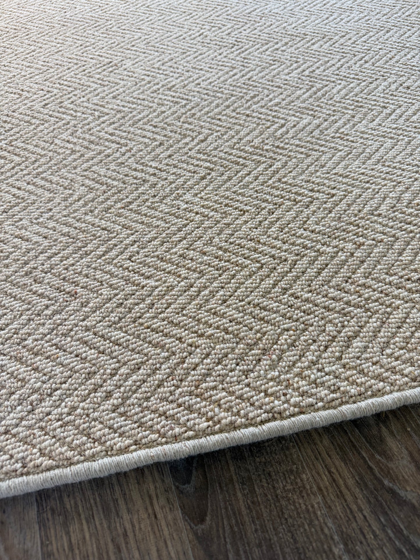Shortbread herringbone 100% wool rug 155cm x 256cm