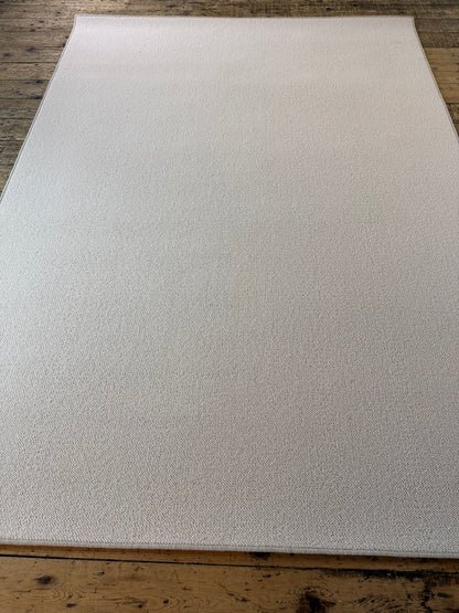 White flake 100% wool rug 200cm x 277cm