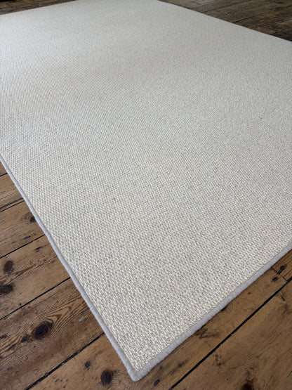 Ricecake 100% wool rug 189cm x 279cm