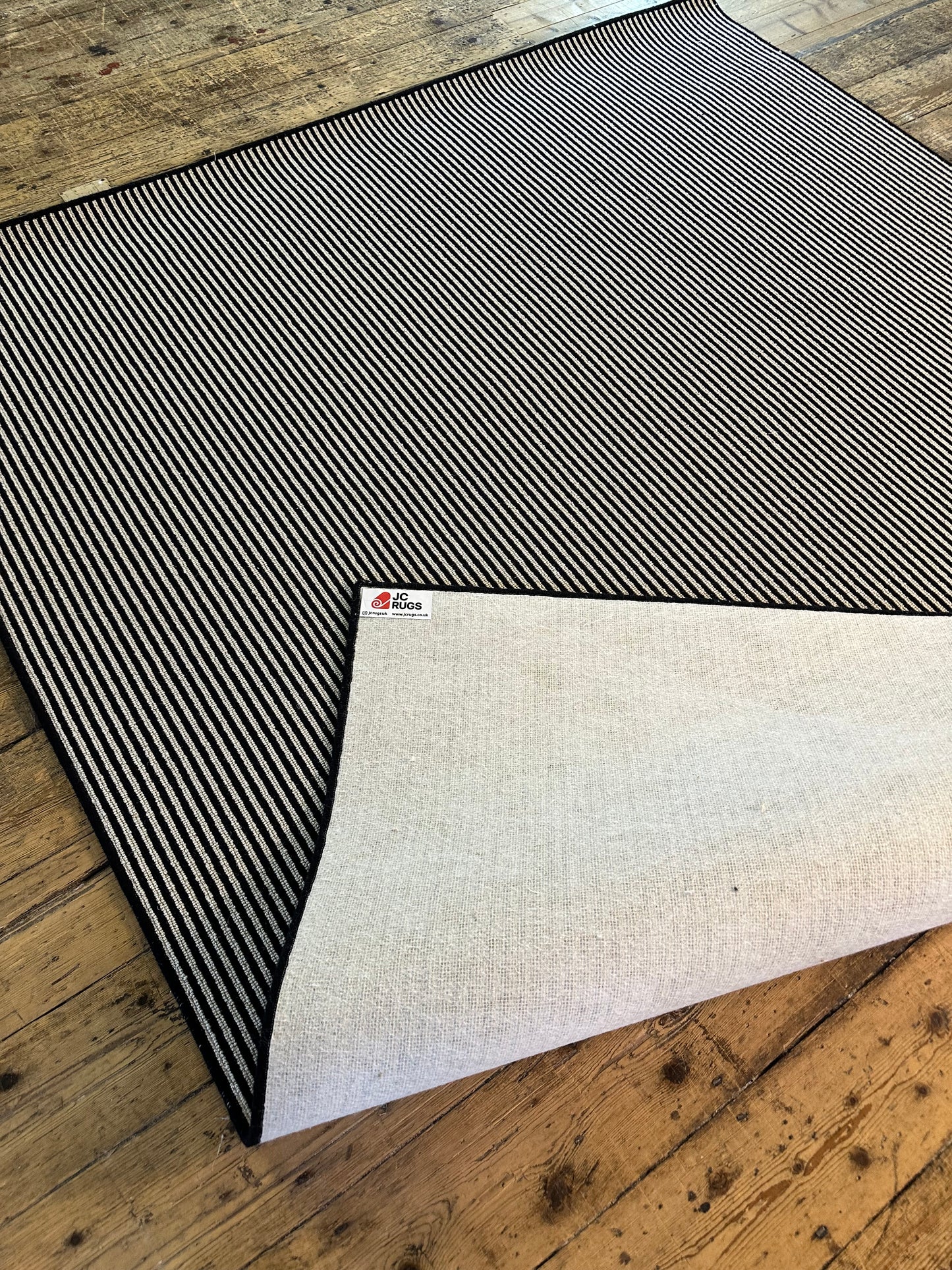 Oreo 100% wool rug 199cm x 235cm