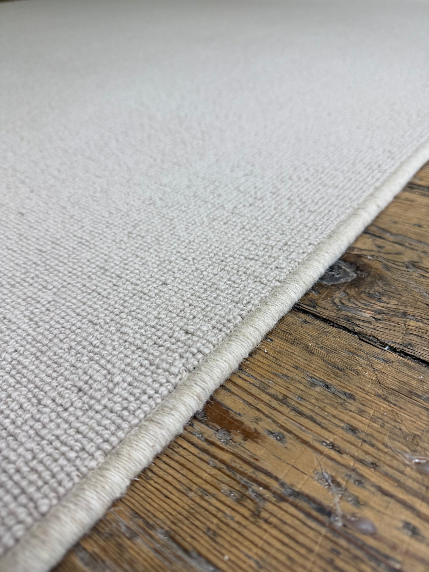Driftwood 100% wool rug 200cm x 285cm