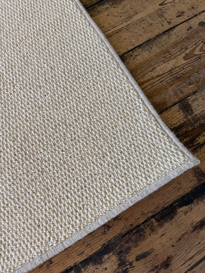 Ricecake 100% wool rug 150cm x 244cm