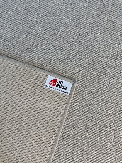 Aran 100% wool rug 200cm x 278cm