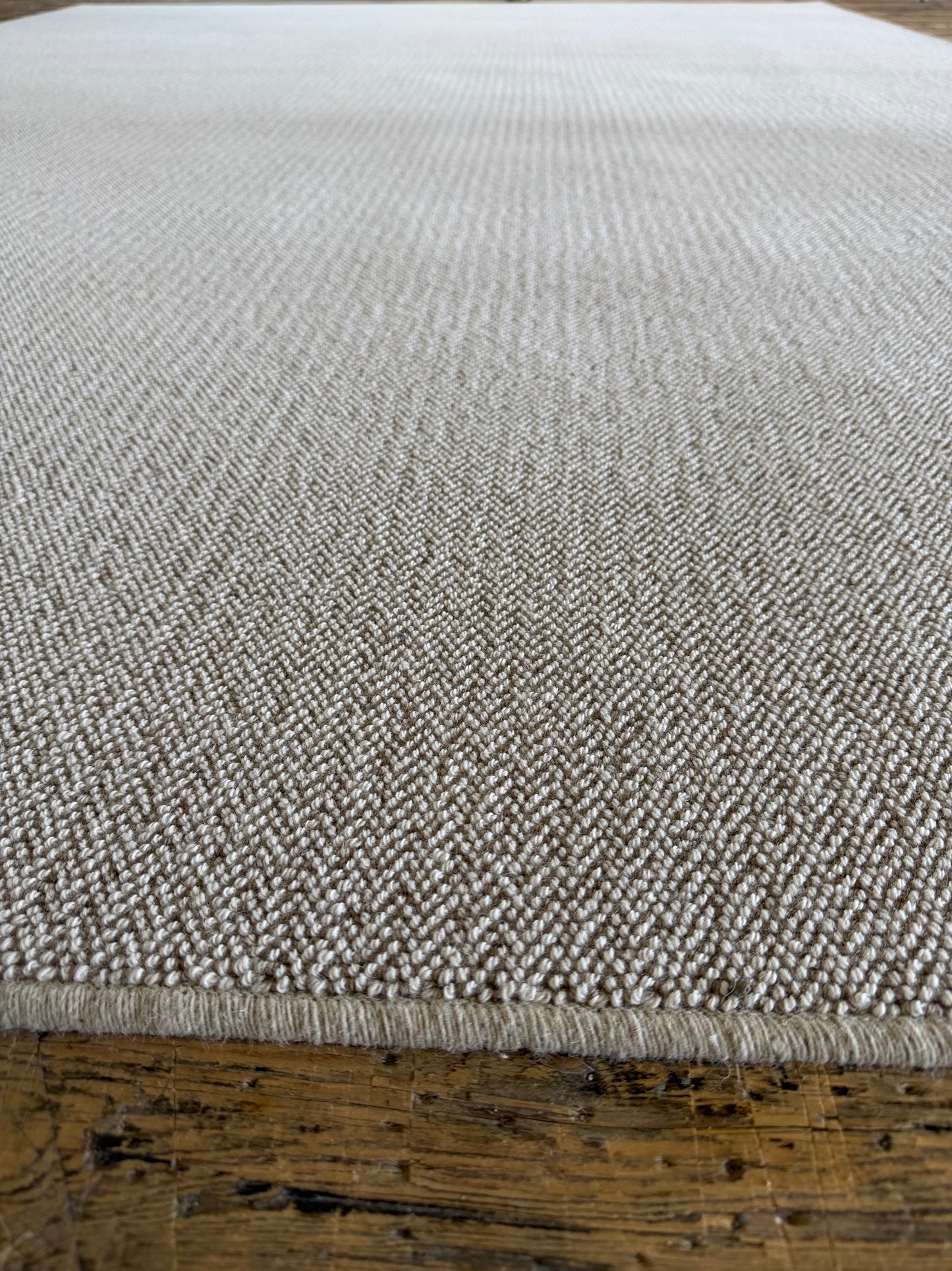 Coffee&cream 100% wool rug 227cm x 326cm