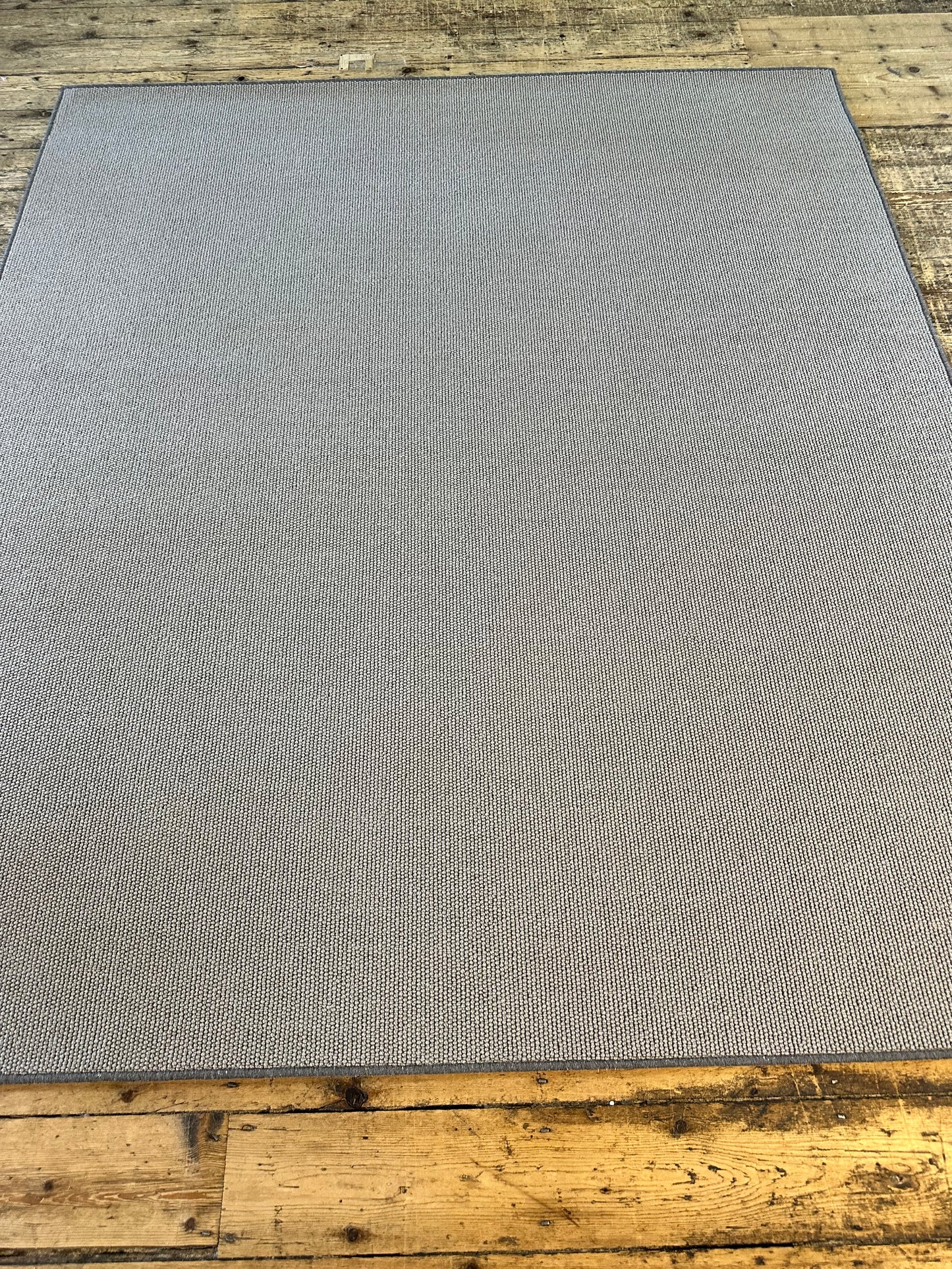 Charcoal 100% wool rug 204cm x 236cm