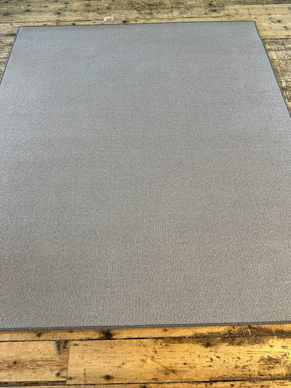 Charcoal 100% wool rug 204cm x 236cm