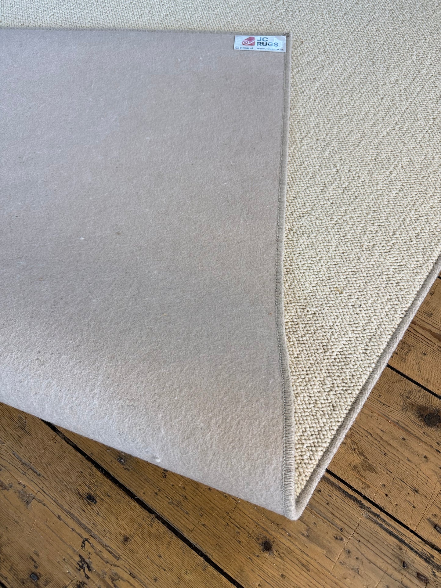 Blanc ivoire 100% wool rug 160cm x 230cm