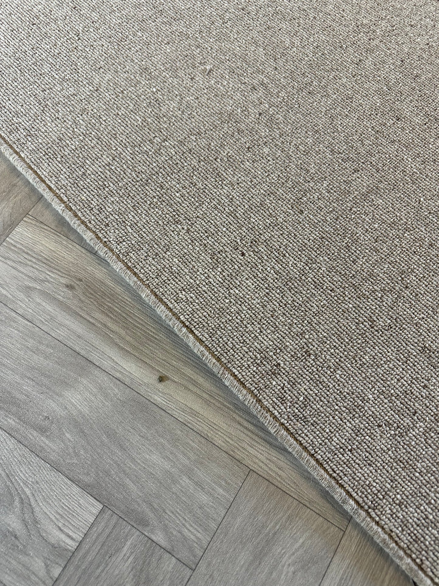 Granola 100% wool rug 186cm x 276cm