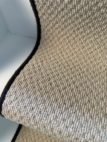 Light beige 100% wool 12 steps
