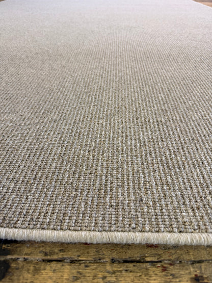 Flaxen 100% wool rug 200cm x 267cm