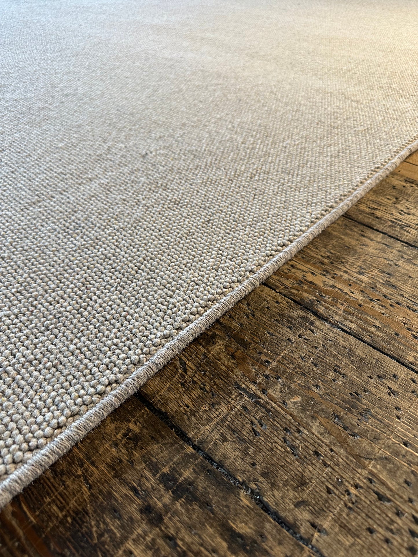 Flax 100% wool rug 200cm x 304cm