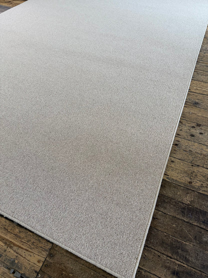 Flaxen 100% wool rug 260cm x 360cm