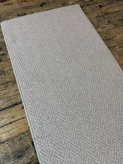 Ecru 100% wool hallway runner 71cm x 252cm