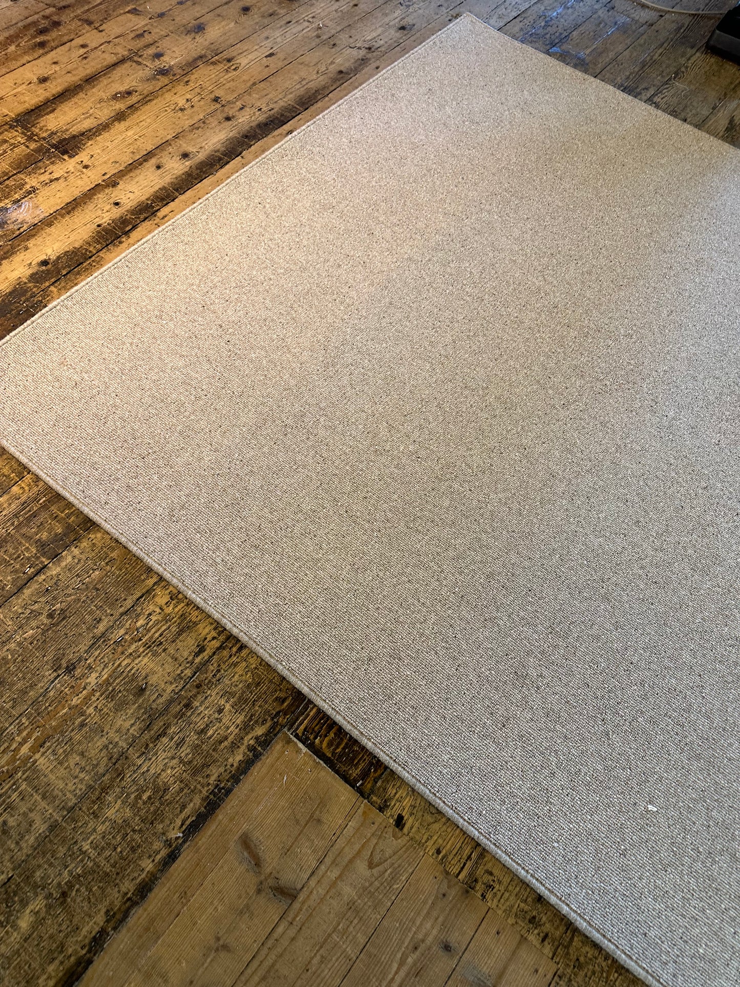 Granola 100% wool rug 186cm x 276cm