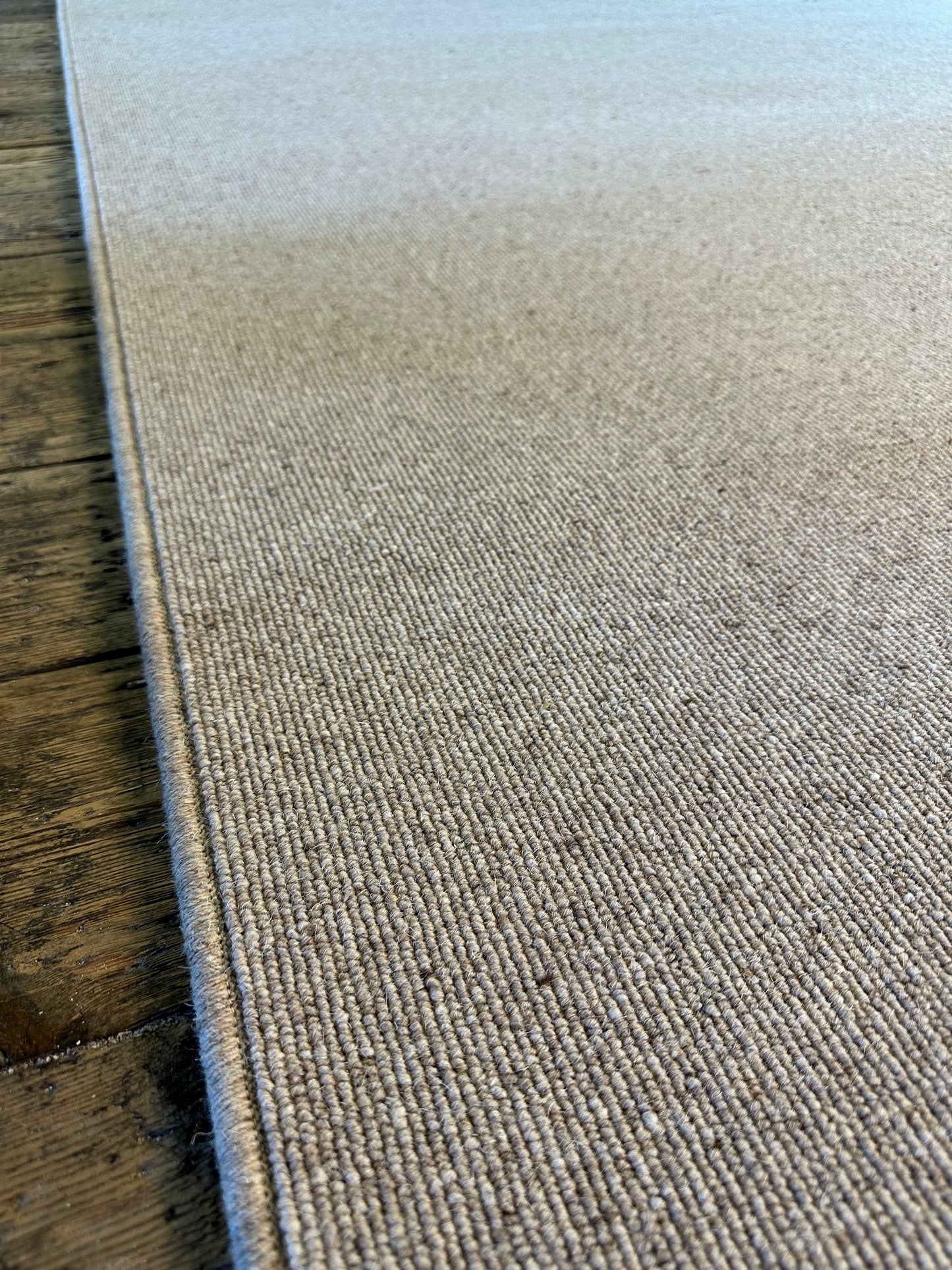 Granola 100% wool rug 186cm x 276cm