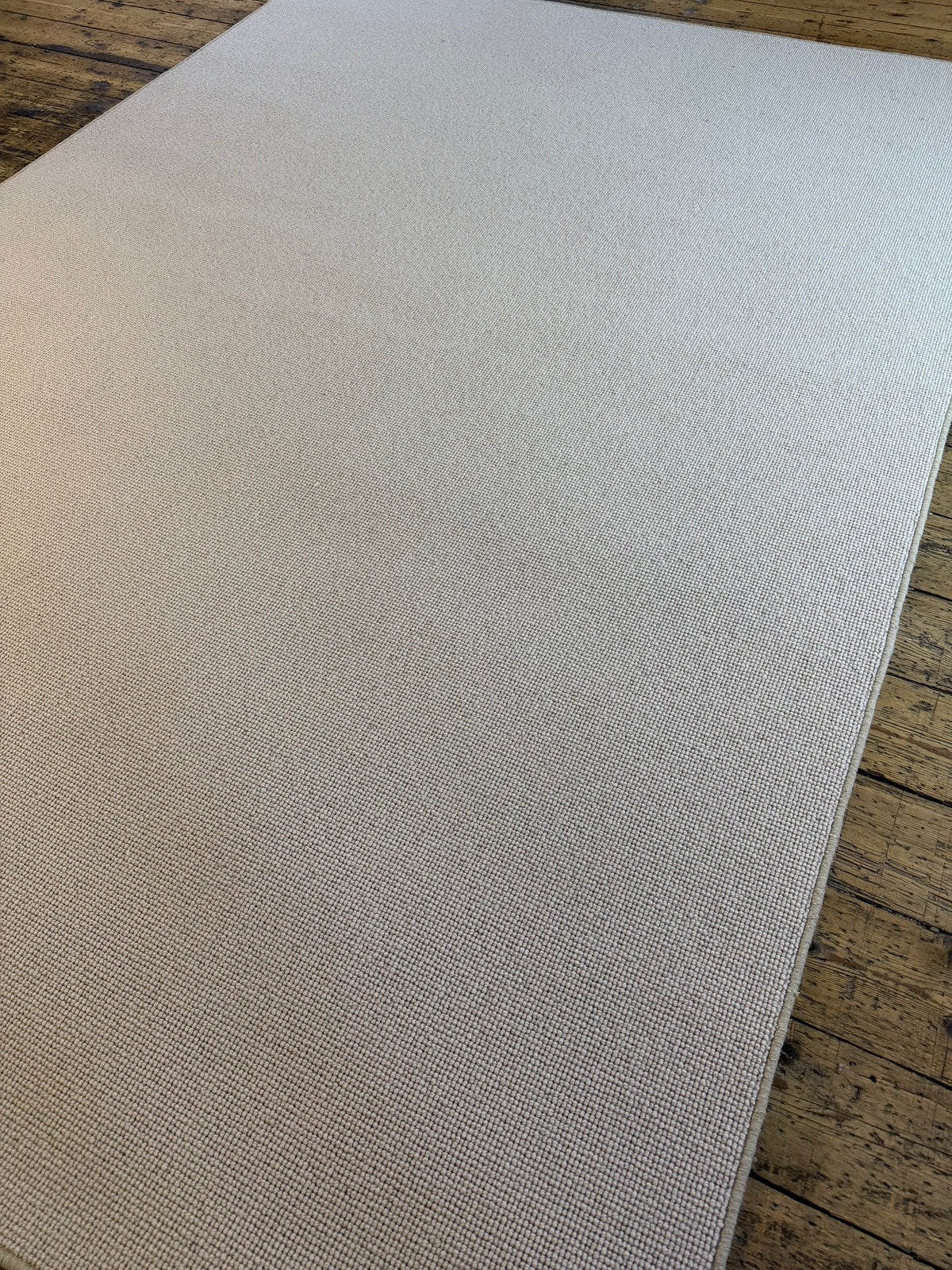 Whisper 100% wool rug 210cm x 299cm