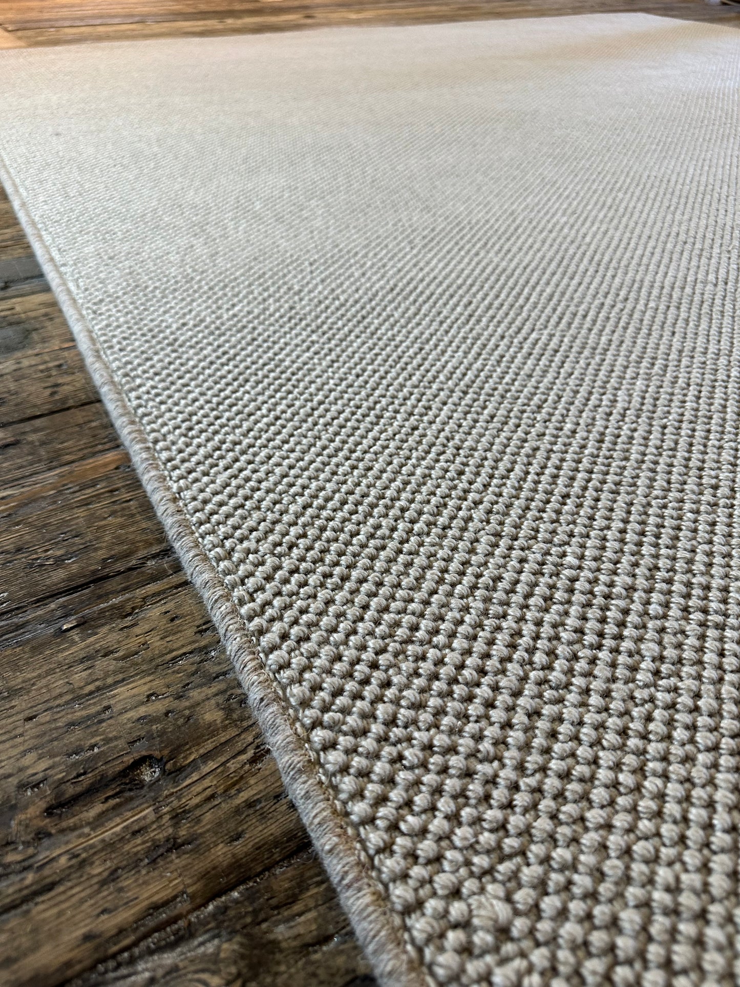 Harvest Crop 100% wool rug 210cm x 265cm