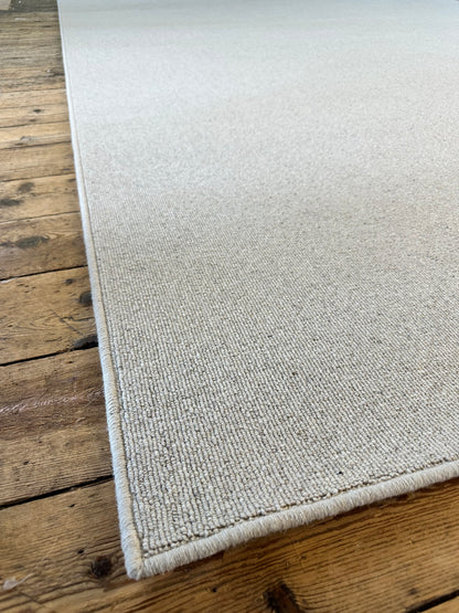 Oatcake 100% wool rug 279cm x 416cm