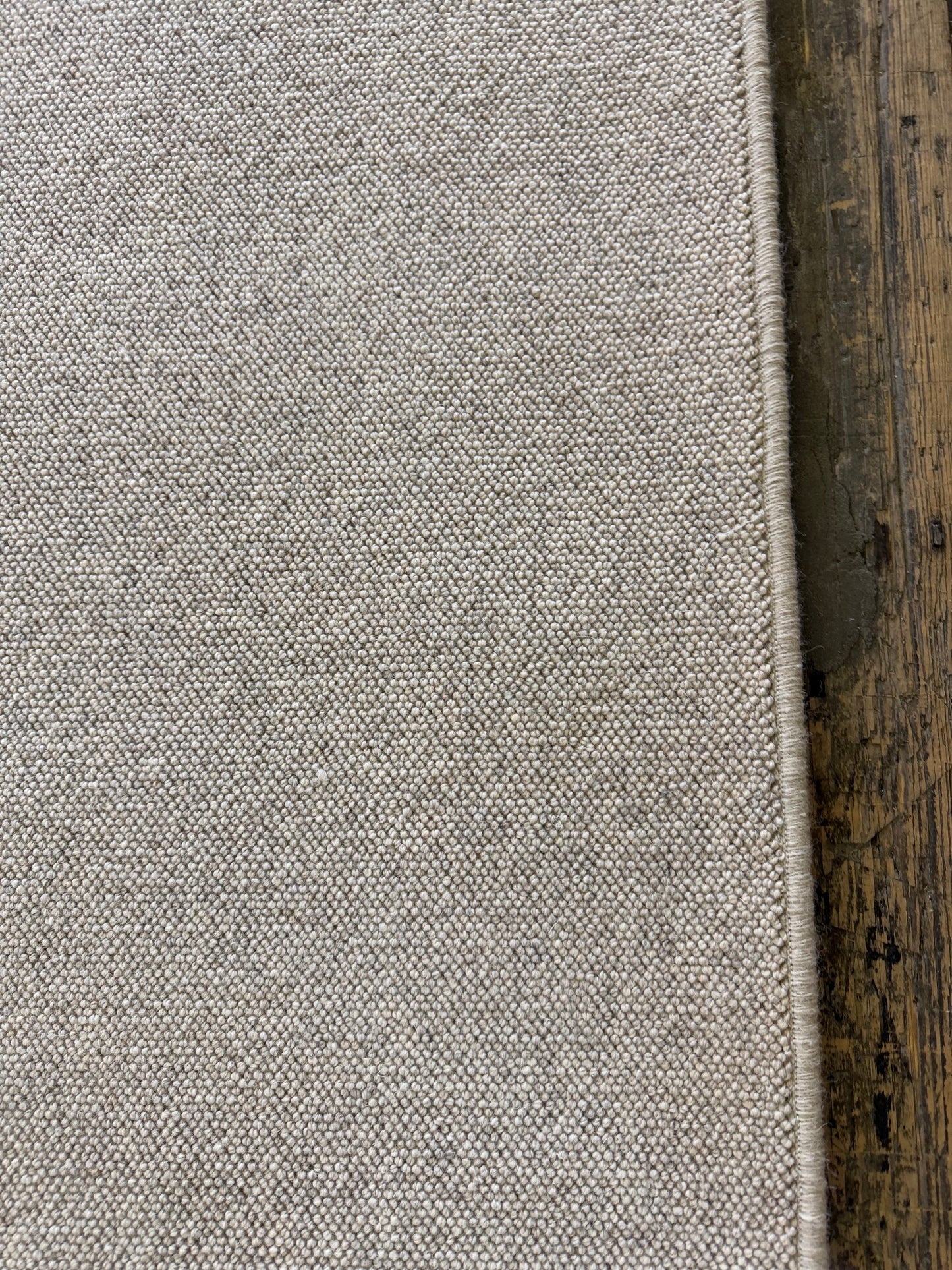 Curlew 100% wool rug 252cm x 397cm