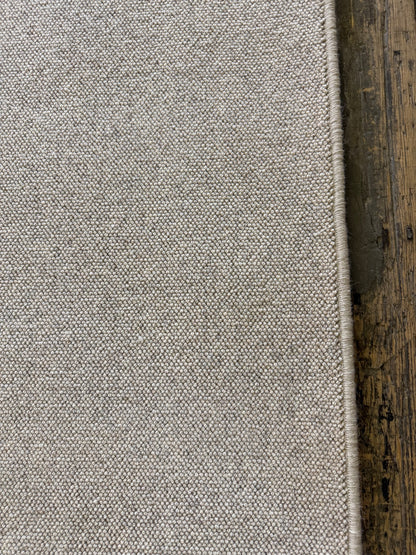 Curlew 100% wool rug 252cm x 397cm