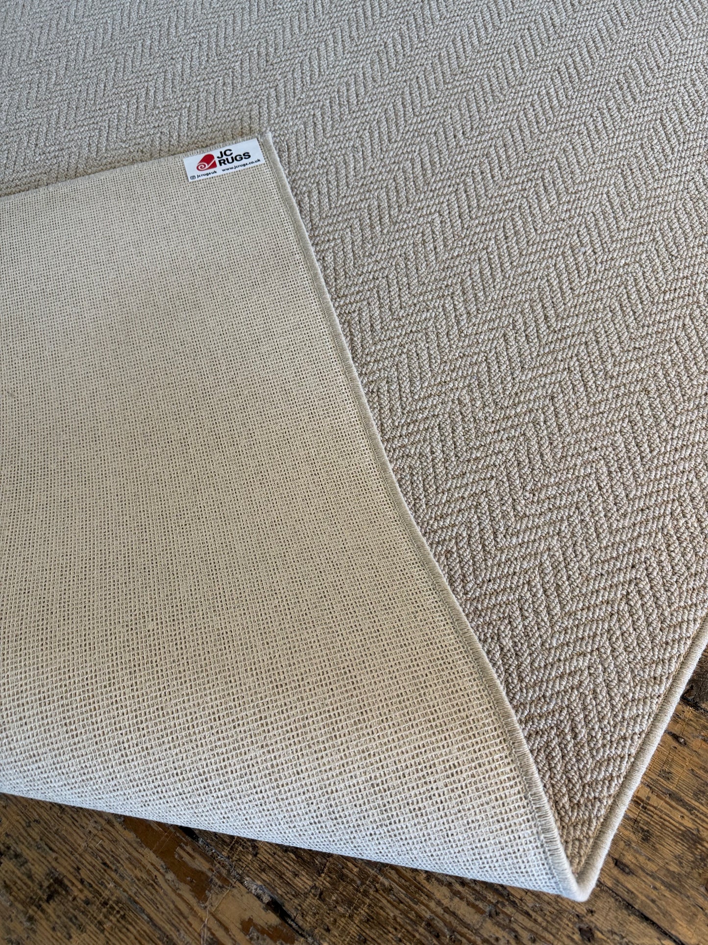 Harvest herringbone 100% wool rug 200cm x 270cm
