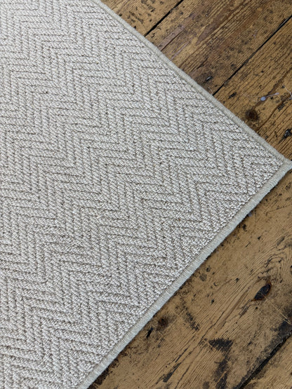 Oxford tone herringbone 100% wool rug 250cm x 288cm