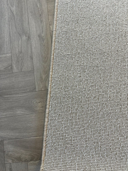 Perendale 100% wool rug 222cm x 300cm