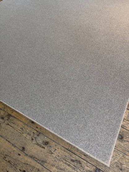 Flaxen 100% wool rug 260cm x 260cm