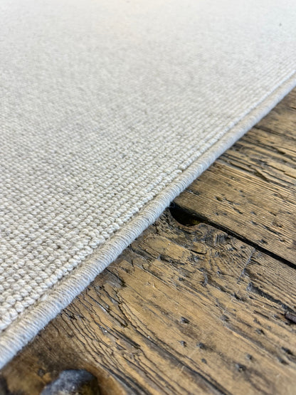 Buffy 100% wool rug 220cm x 300cm