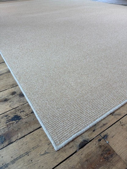 Hazel Orange 100% wool rug 280cm x 401cm
